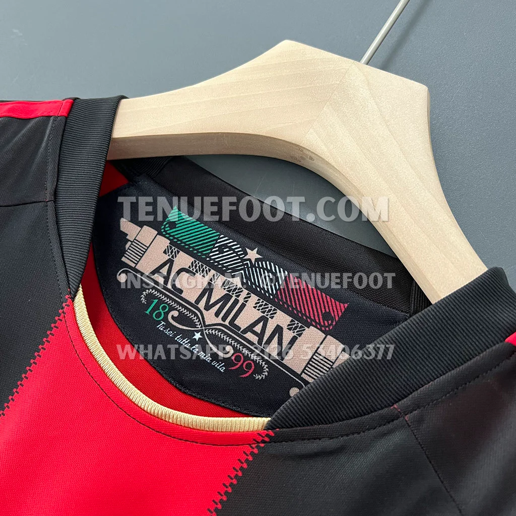 AC Milan Retro 10-11 Home (3)