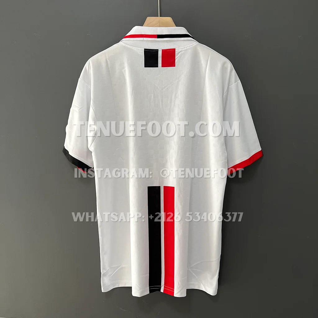 AC Milan Retro 95-96 Away (7)
