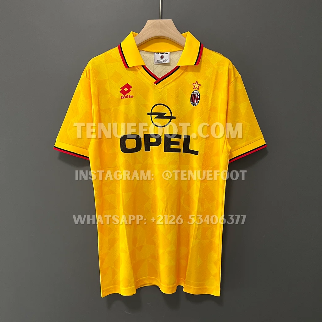 AC Milan Retro 95-96 Third (1)