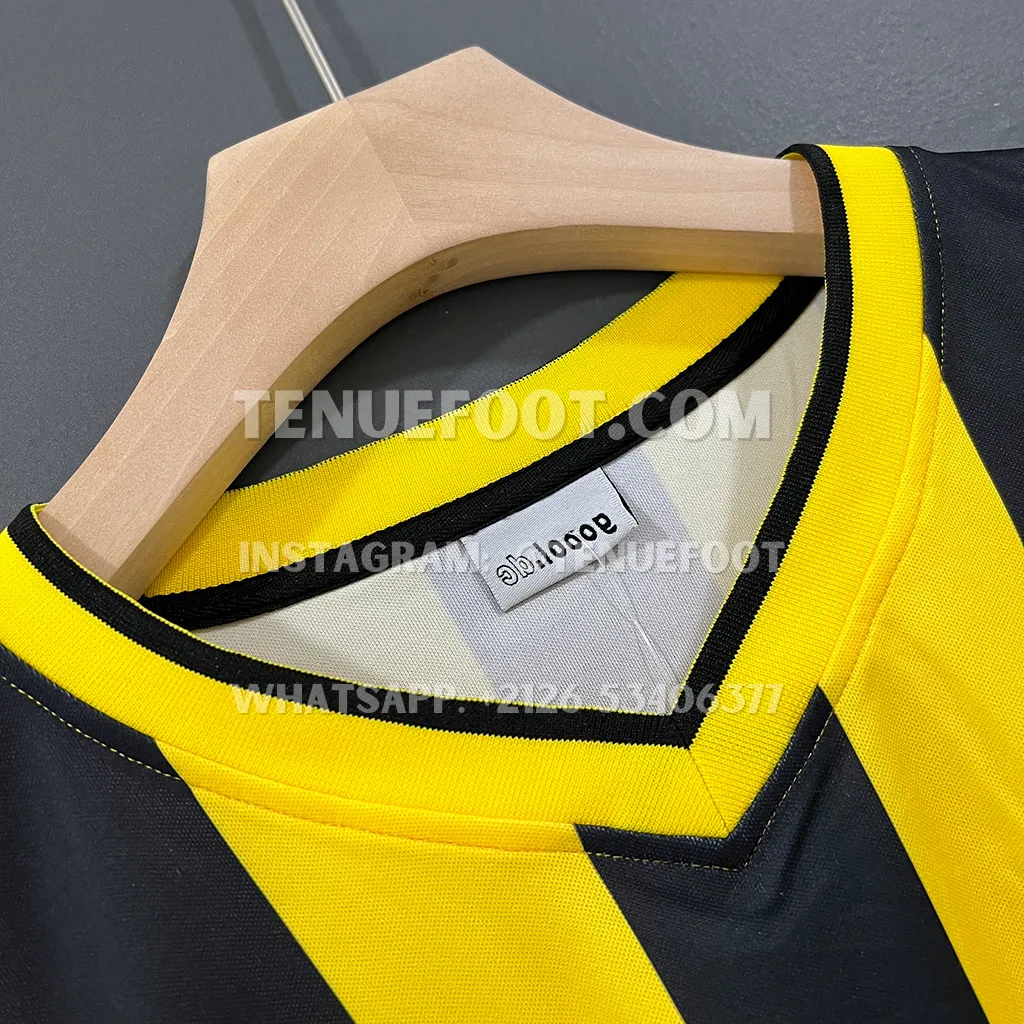 Borussia Dortmund Retro 00-01 Home (3)