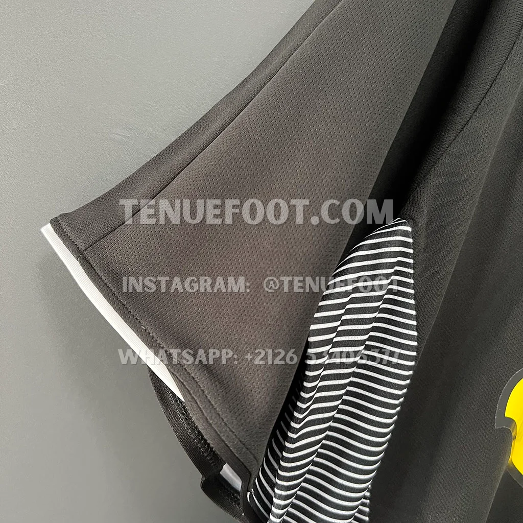 Colo-Colo Retro 06 Away (4)