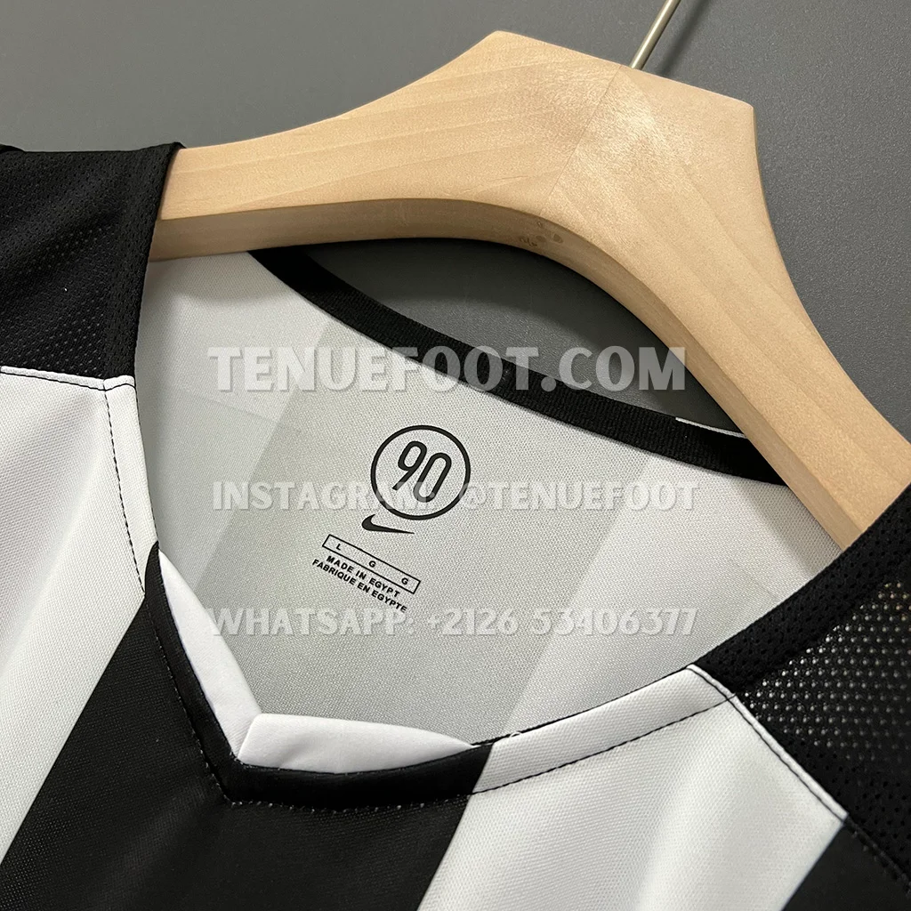 Juventus Retro 04-05 Home (3)