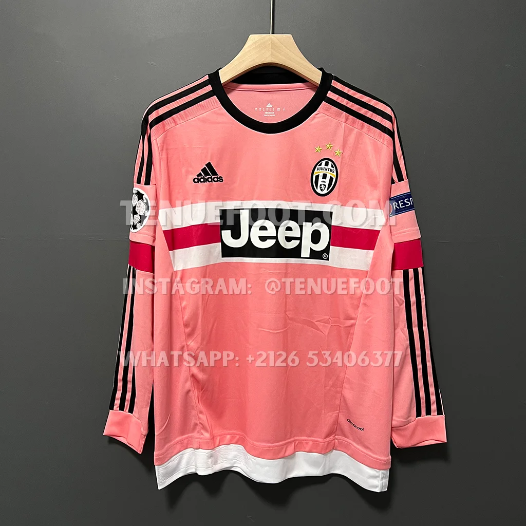 Juventus Retro 15-16 Away (1)