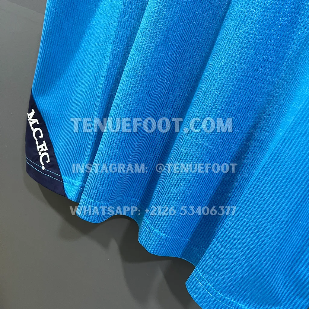 Man City Retro 99-01 Home (5)