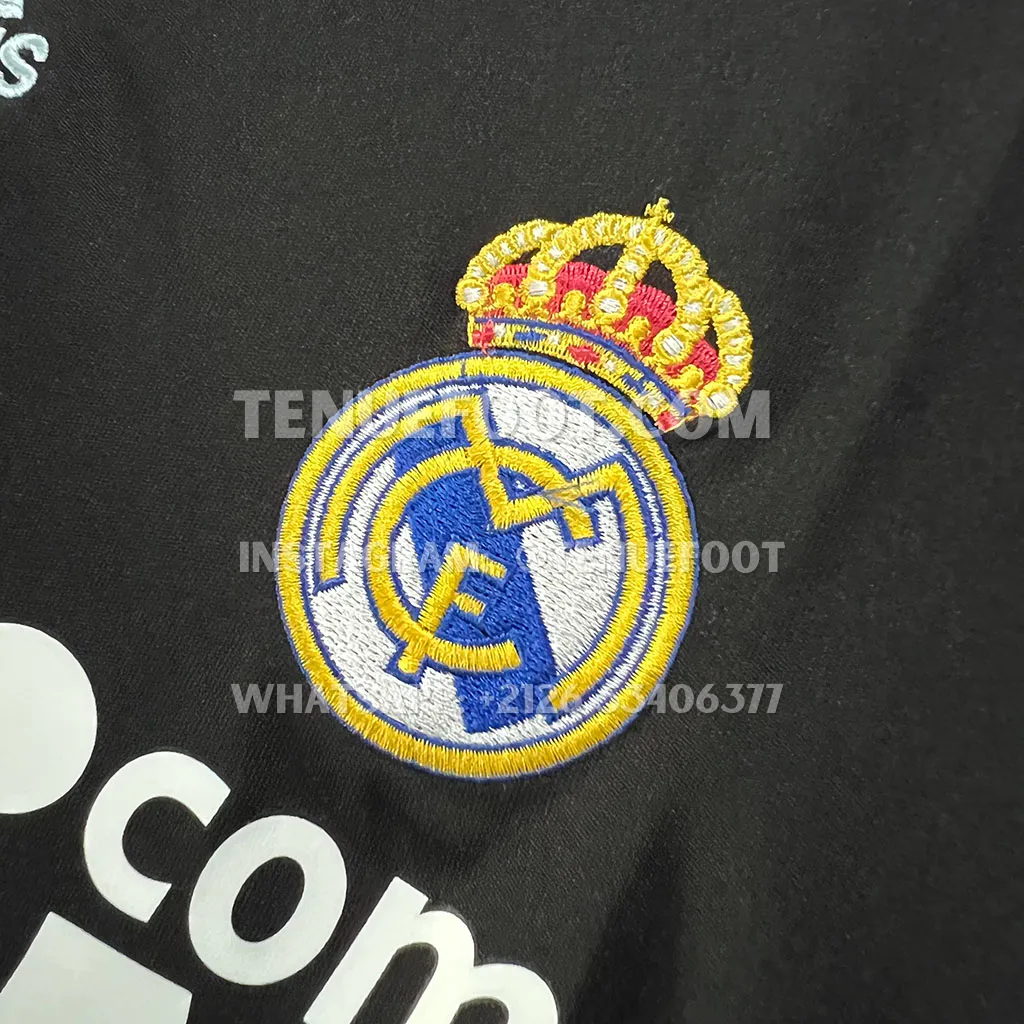 Real Madrid Retro 09-10 Away (2)