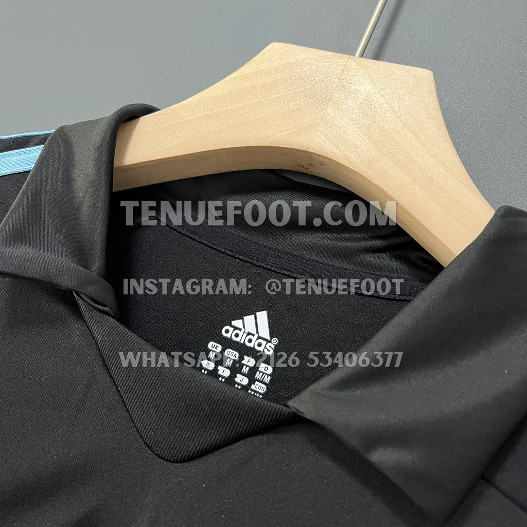 Real Madrid Retro 09-10 Away (3)