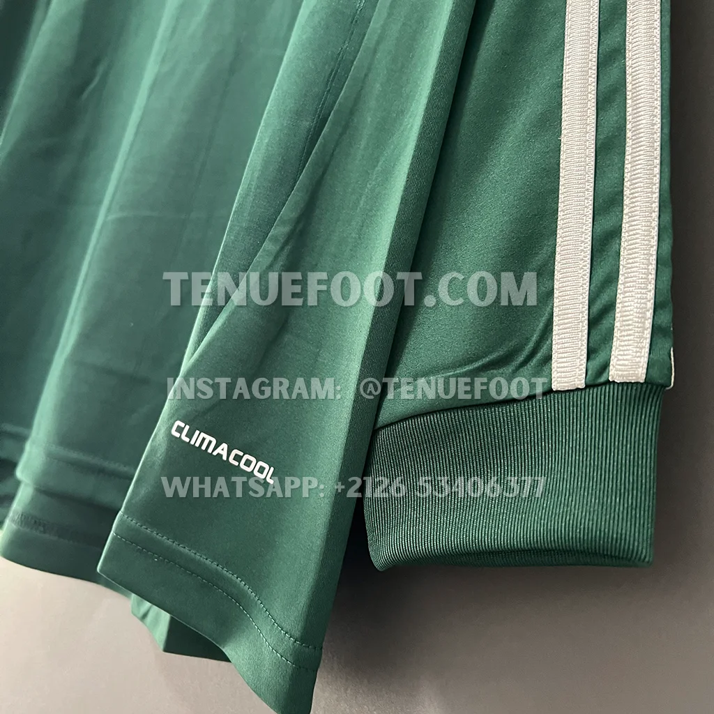 Real Madrid Retro 12-13 Third (5) Real Madrid Retro 12-13 Third (5)