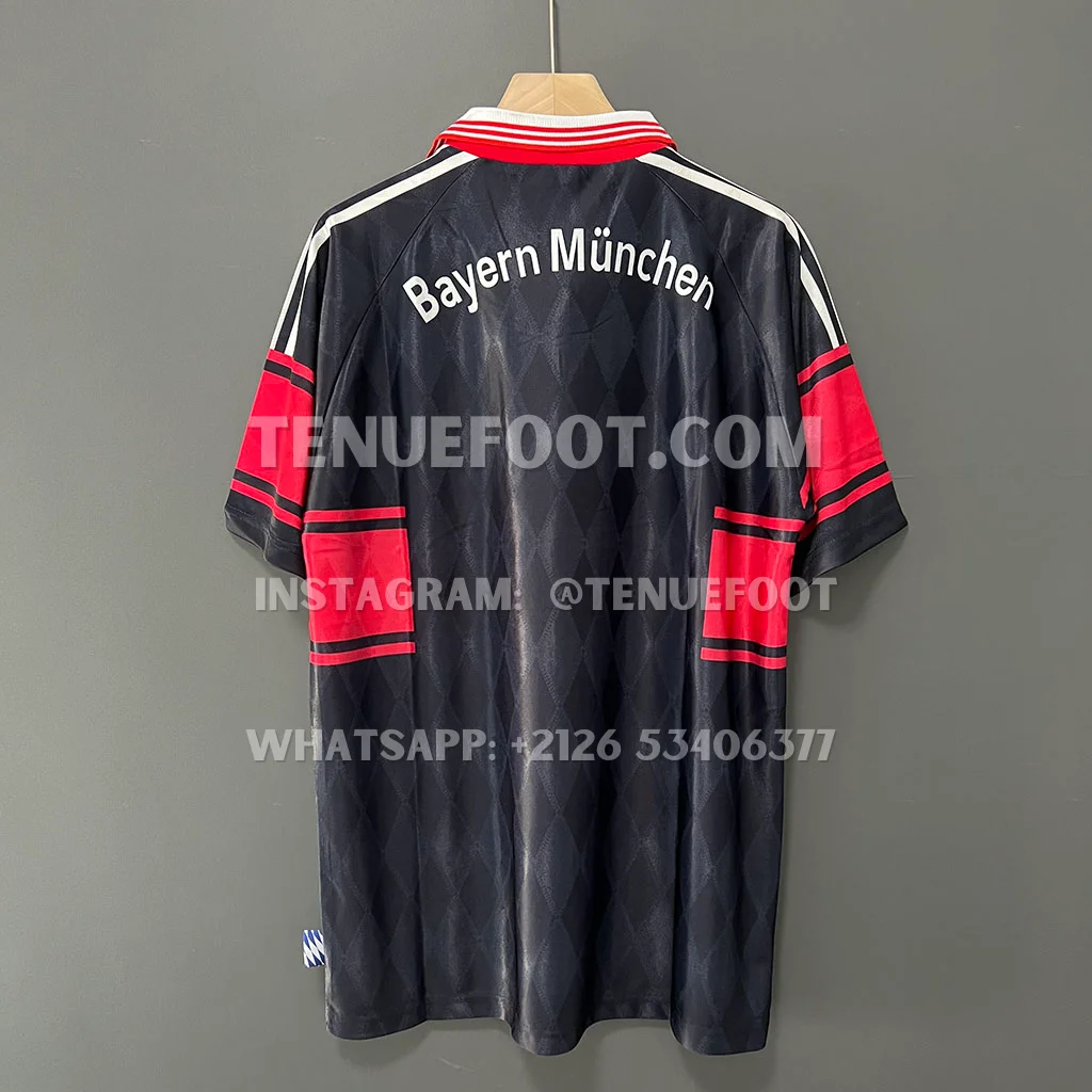 Bayern Munich Retro 97-99 Away (7)