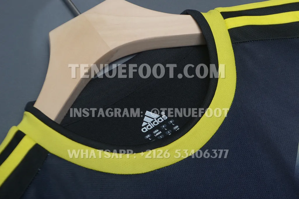 Chelsea Retro 12-13 Third (4)