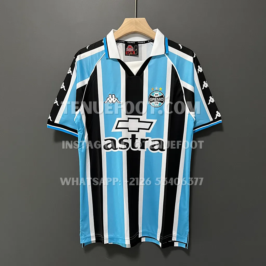 Gremio Retro 2000 Home (1)