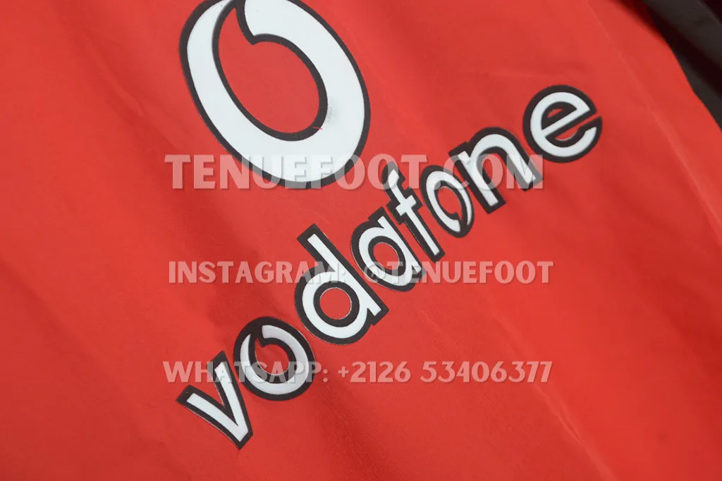 Man Utd Retro 02-03 Home LS (5)