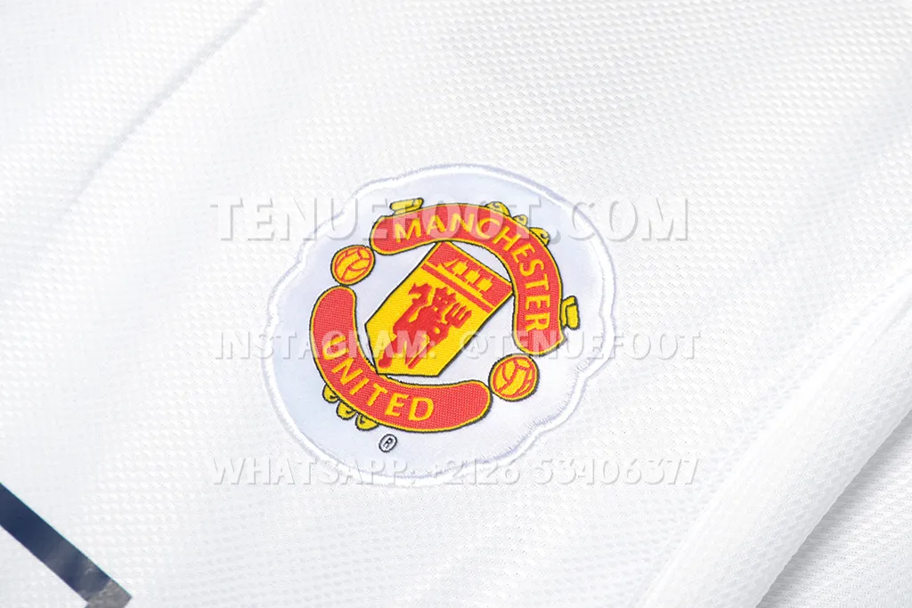 Man Utd Retro 08-09 Away (3)