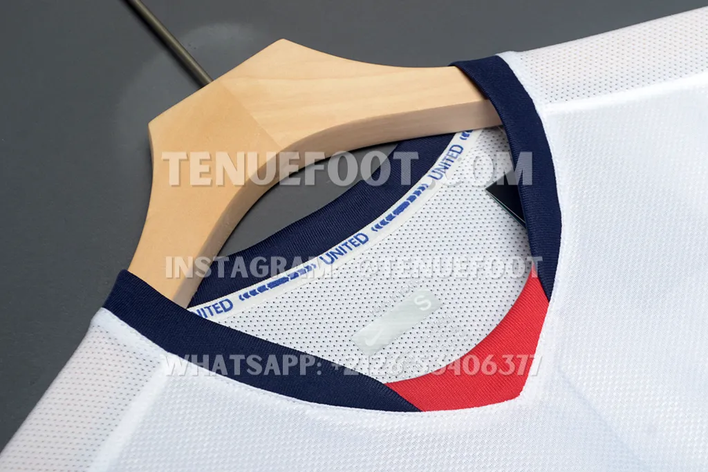 Man Utd Retro 08-09 Away (4)