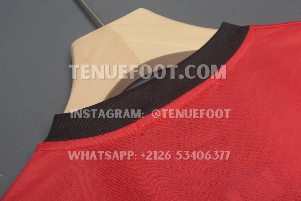 Man Utd Retro 09-10 Home (7)