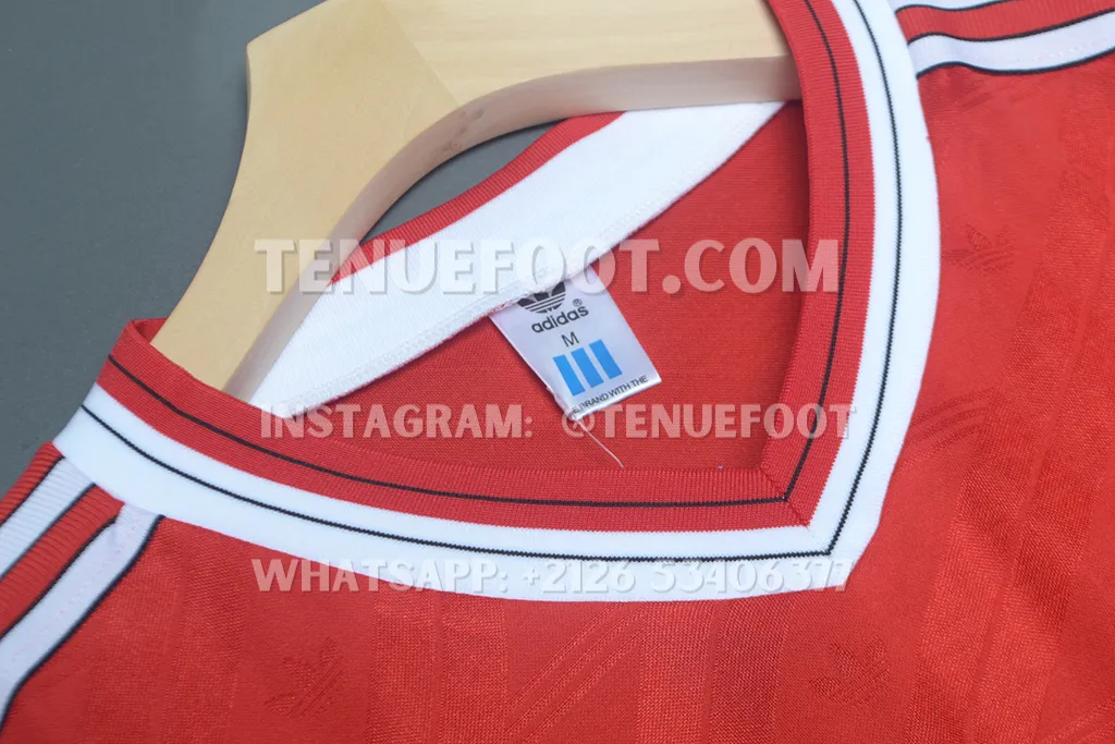 Man Utd Retro 86-88 Home (4)