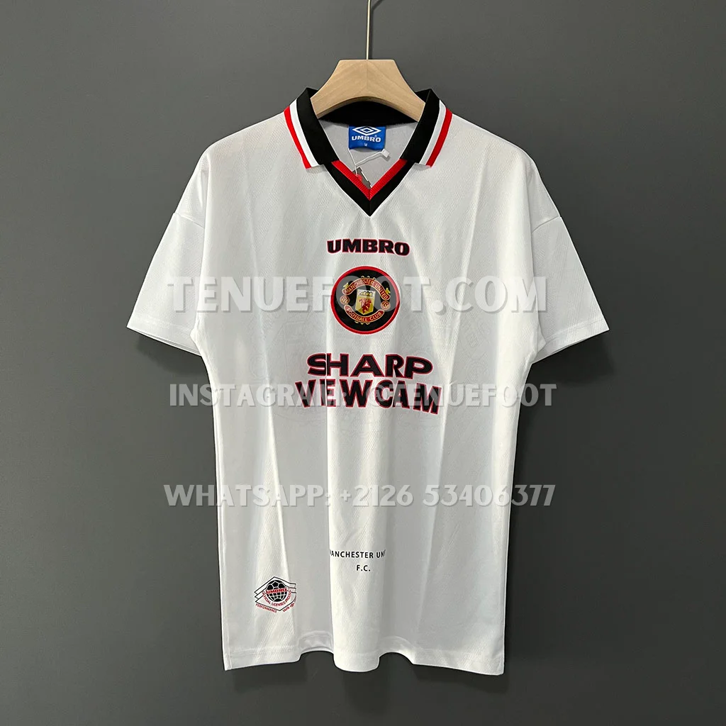 Man Utd Retro 96-97 Away (1)