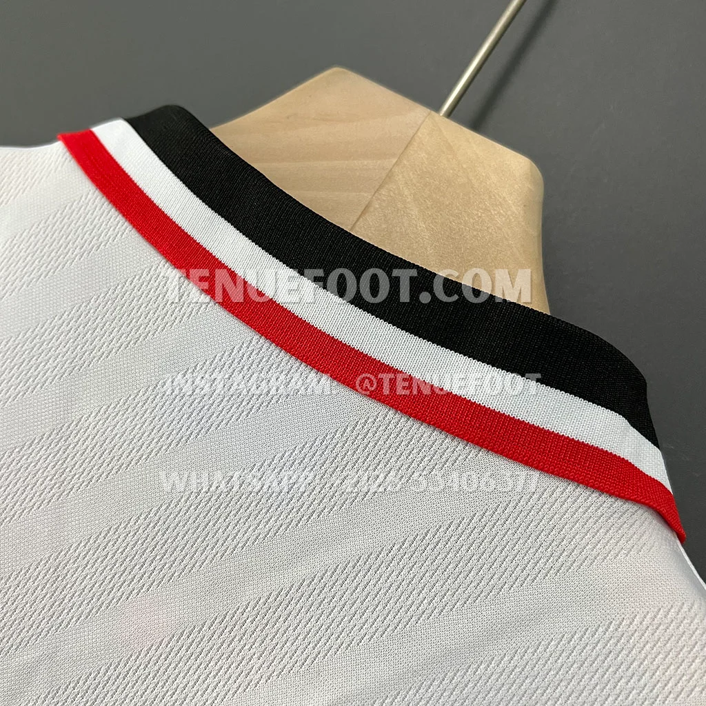 Man Utd Retro 96-97 Away (6)