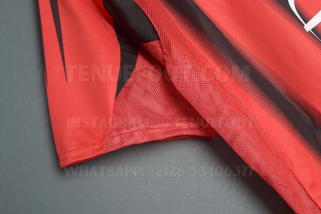 AC Milan Retro 04-05 Home (5)