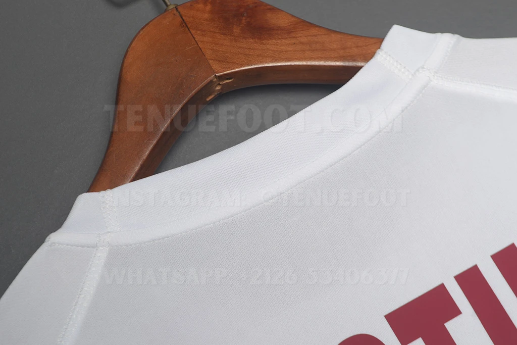 AS Roma Retro 00-01 Away (7)