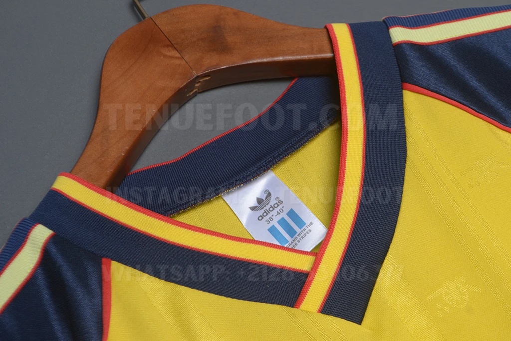 Arsenal Retro 88-89 Away (4)