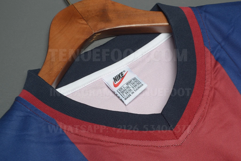 Barcelona Retro 98-99 Home (5)