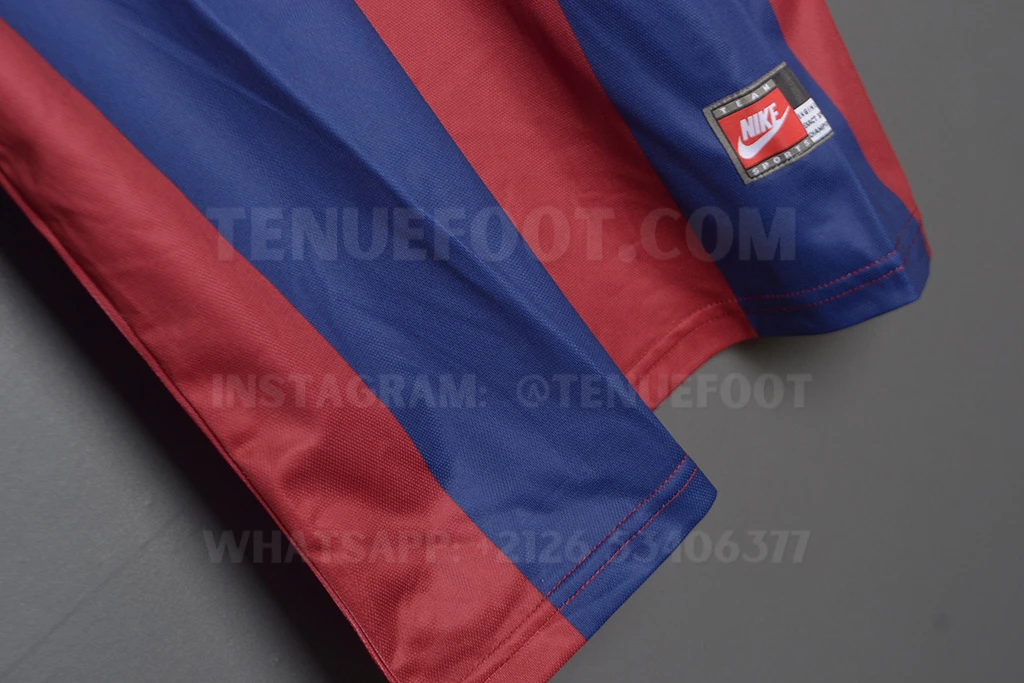 Barcelona Retro 98-99 Home (6)