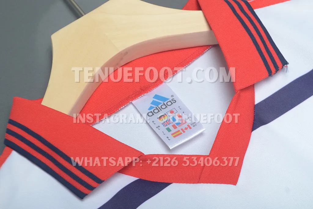 Bayern Munich Retro 98-00 Away (4)