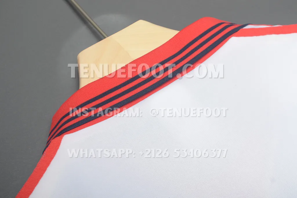 Bayern Munich Retro 98-00 Away (7)