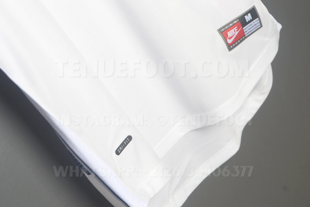 Italy Retro 1998 Away (5)