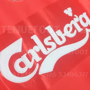 Liverpool Retro 00-02 Home (6)