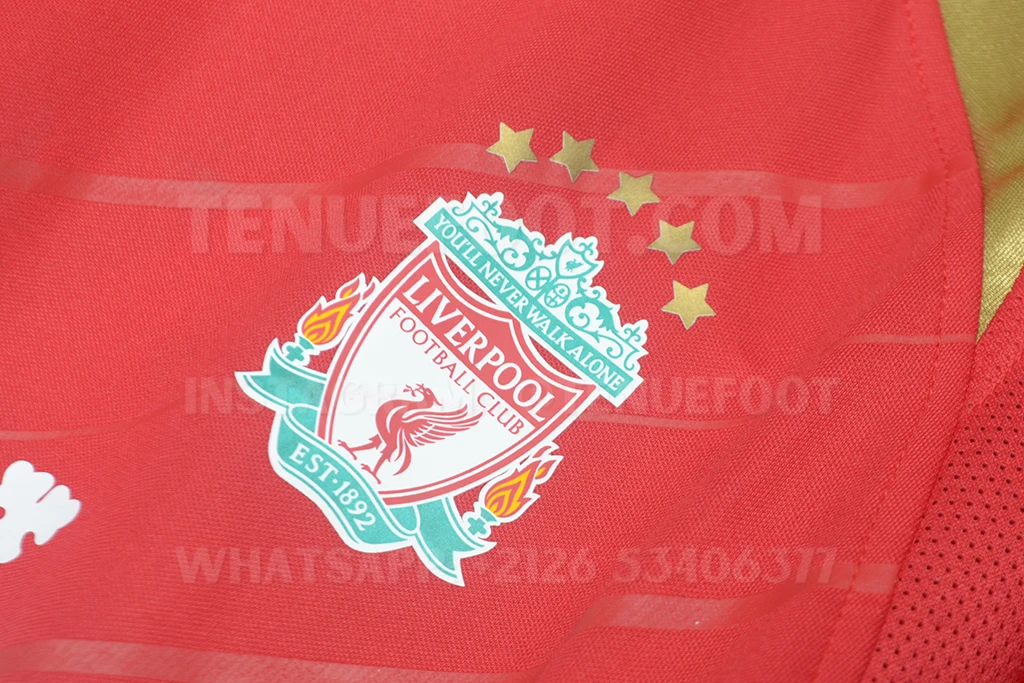 Liverpool Retro 05-06 Home (3)