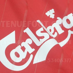 Liverpool Retro 05-06 Home (5)