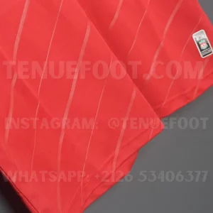 Liverpool Retro 05-06 Home (6)
