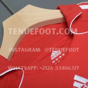 Liverpool Retro 06-07 Home LS (4)