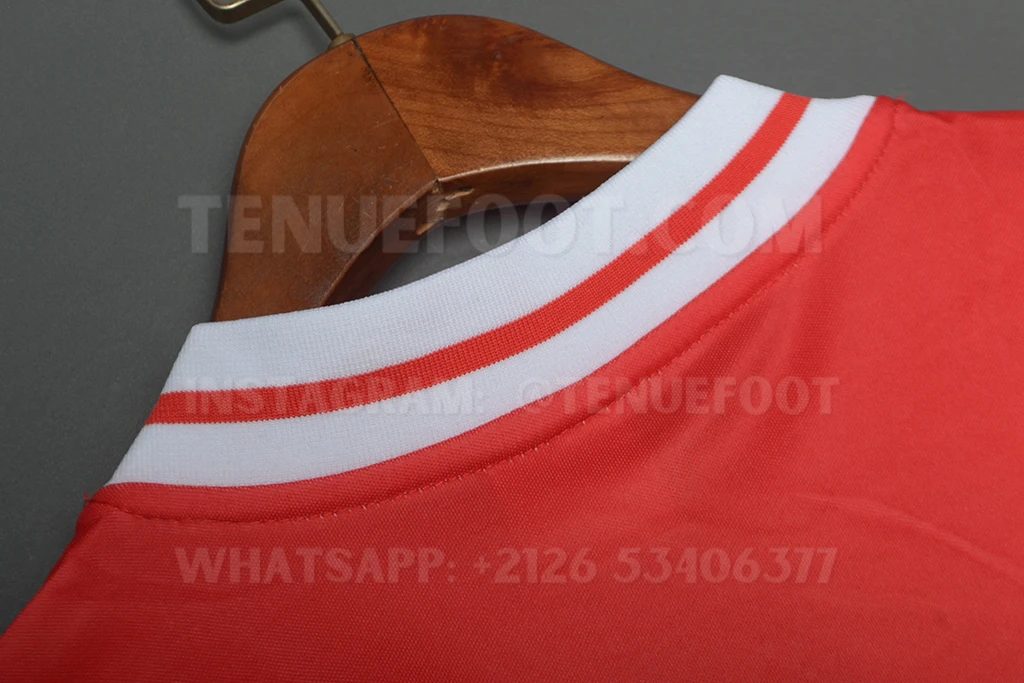 Liverpool Retro 81-84 Home (7)