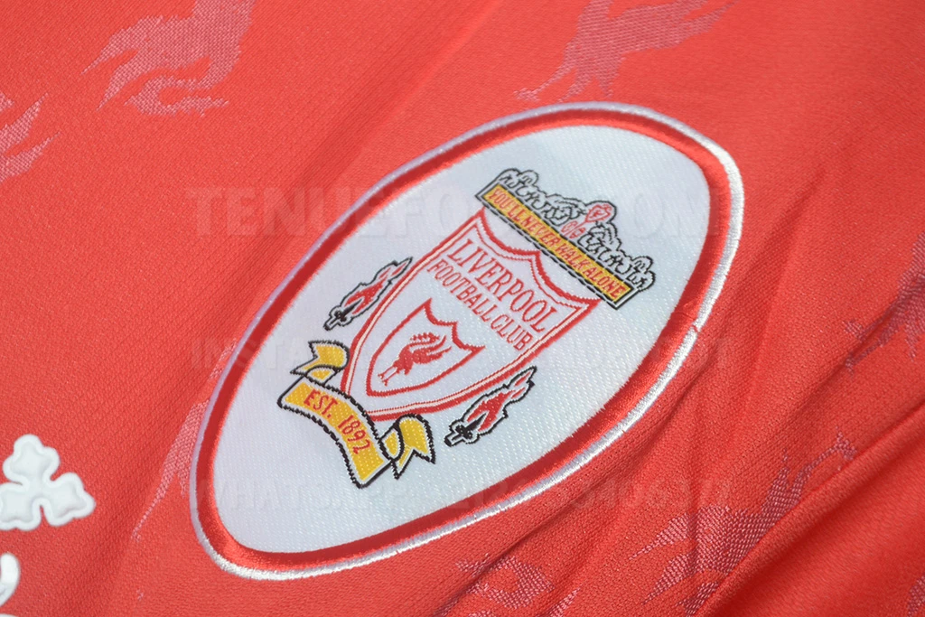 Liverpool Retro 96-97 Home (3)