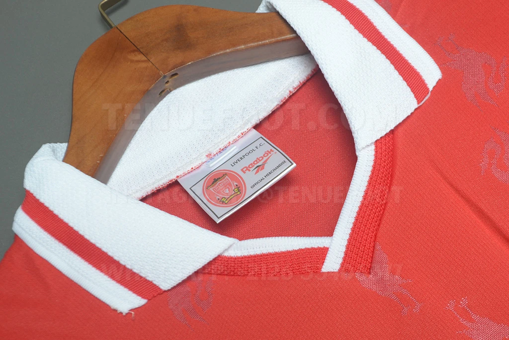 Liverpool Retro 96-97 Home (4)