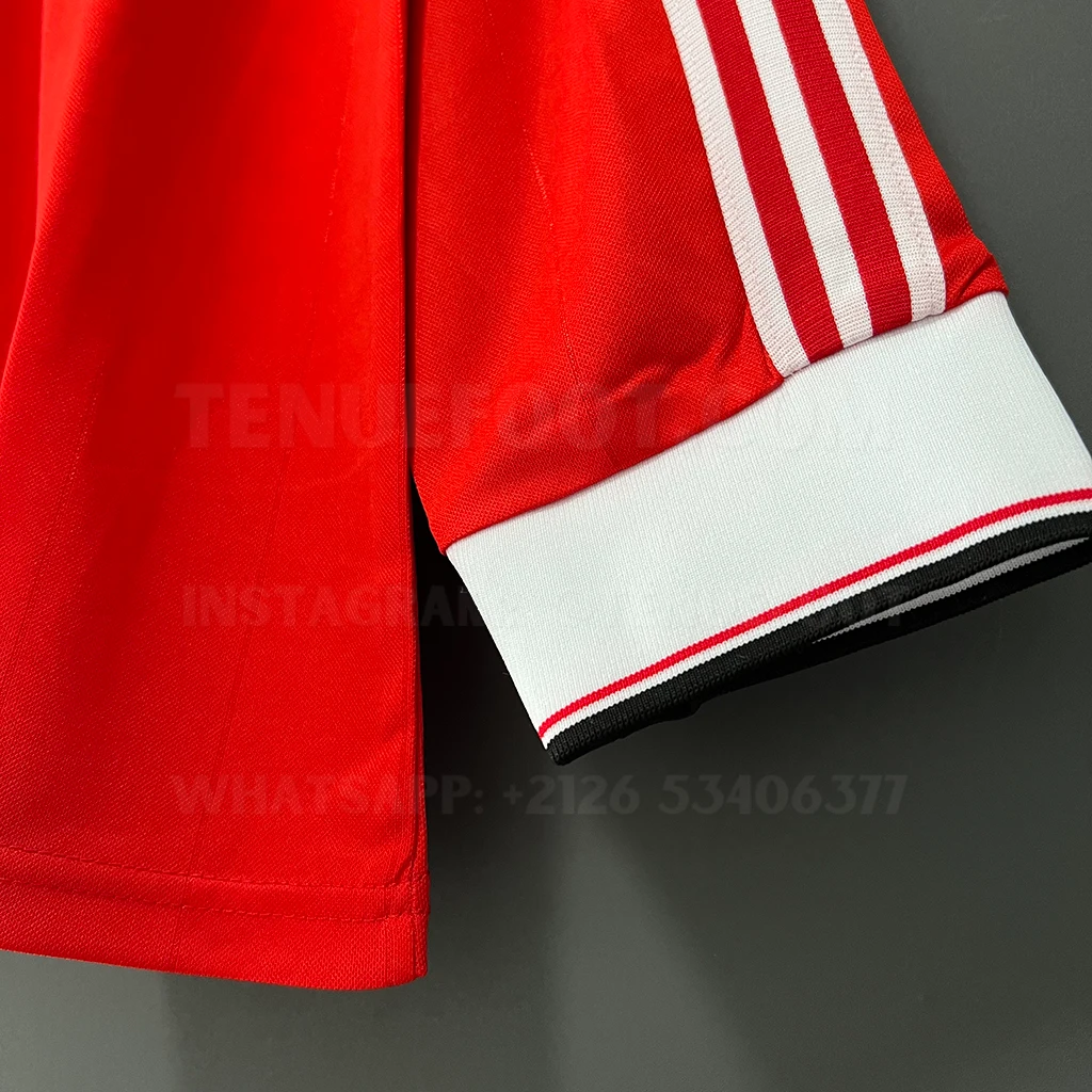 Man Utd Retro 82-83 Home LS (4)