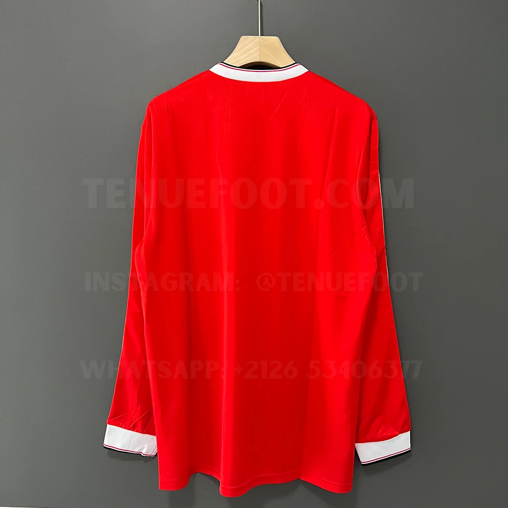 Man Utd Retro 82-83 Home LS (7)