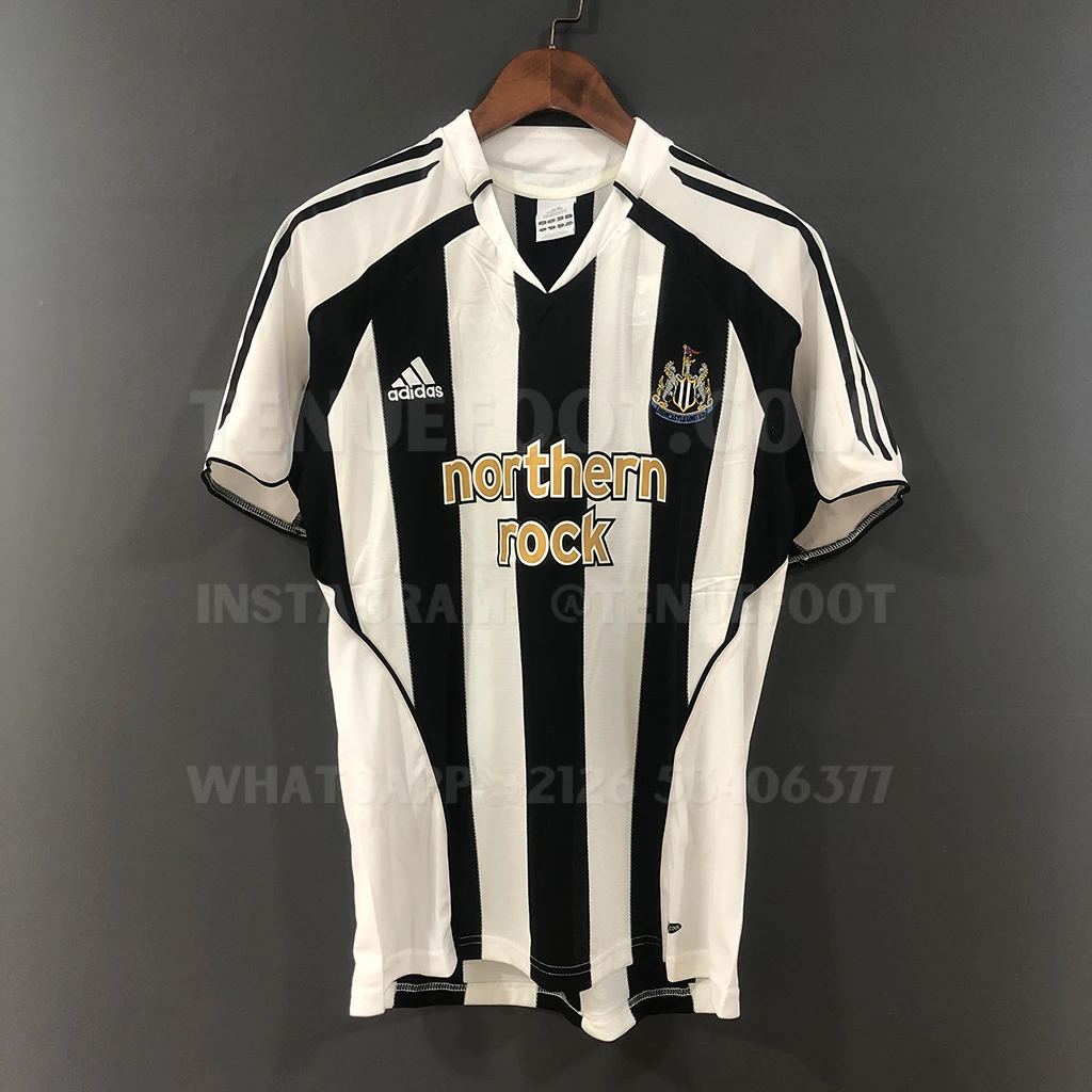 Newcastle United Retro 05-06 Home (1)