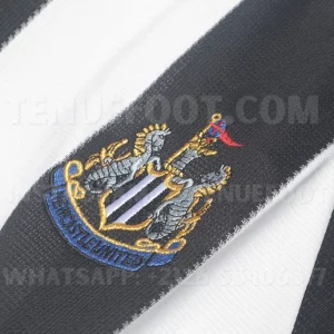 Newcastle United Retro 05-06 Home (3)