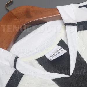 Newcastle United Retro 05-06 Home (4)