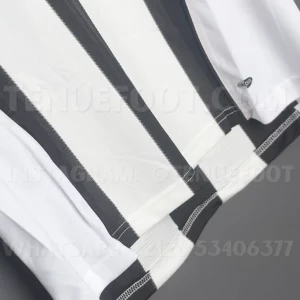 Newcastle United Retro 05-06 Home (6)