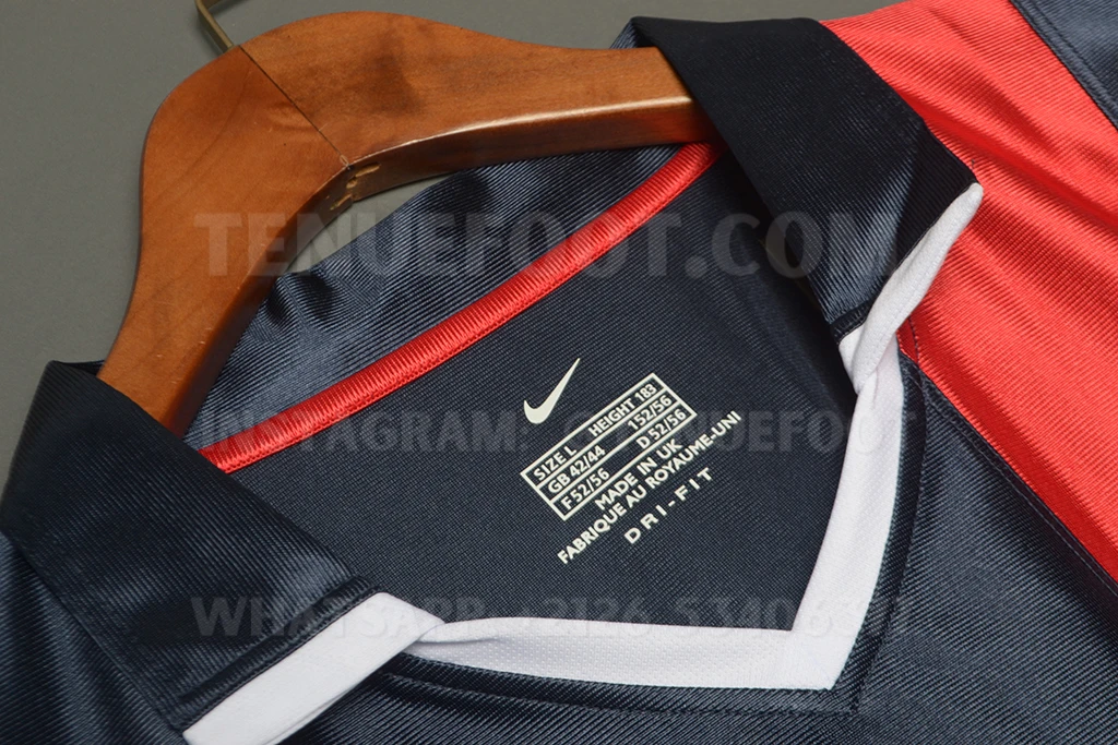 PSG Retro 01-02 Home (4)
