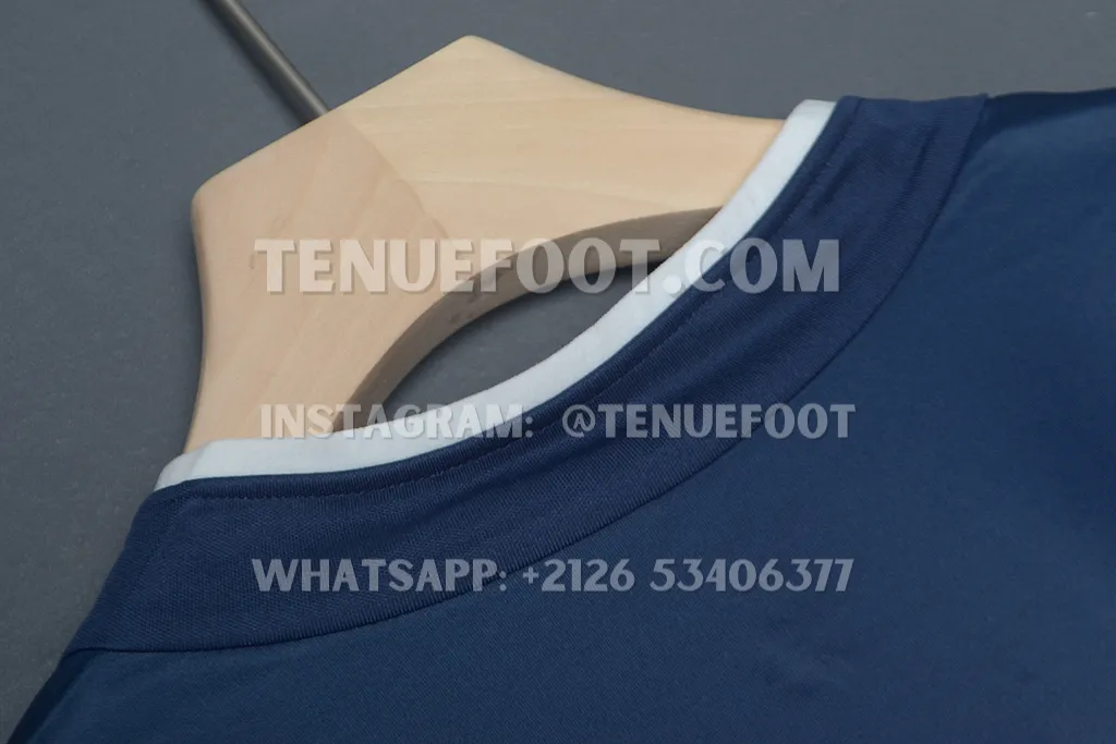 PSG Retro 02-03 Home (7)