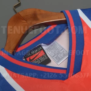 PSG Retro 95-96 Home (4)