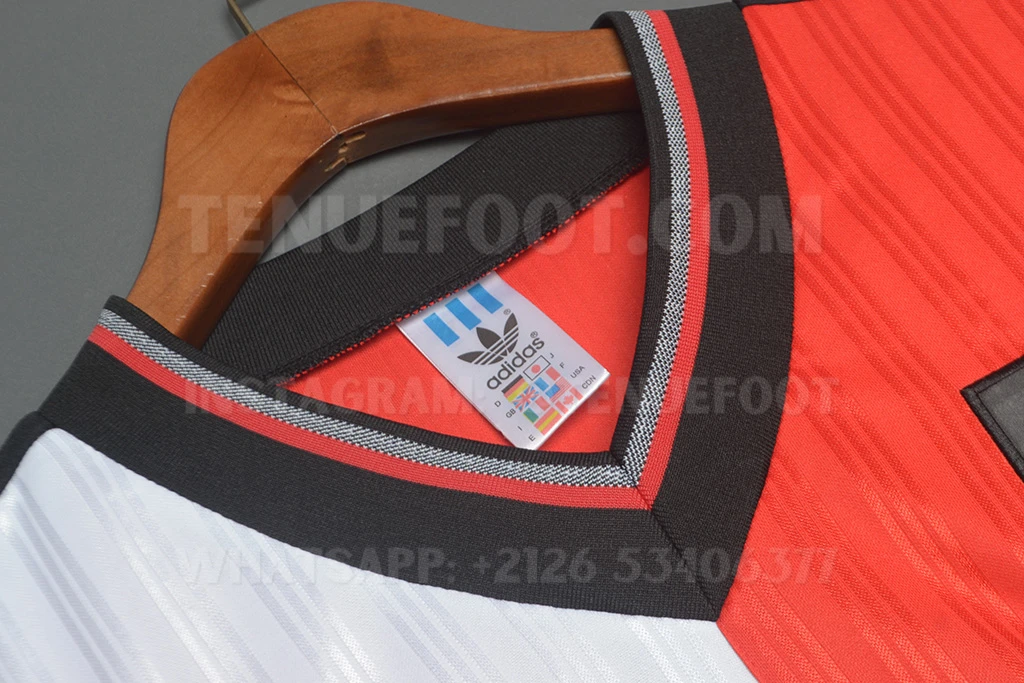 Rangers Retro 95-96 Away (4)