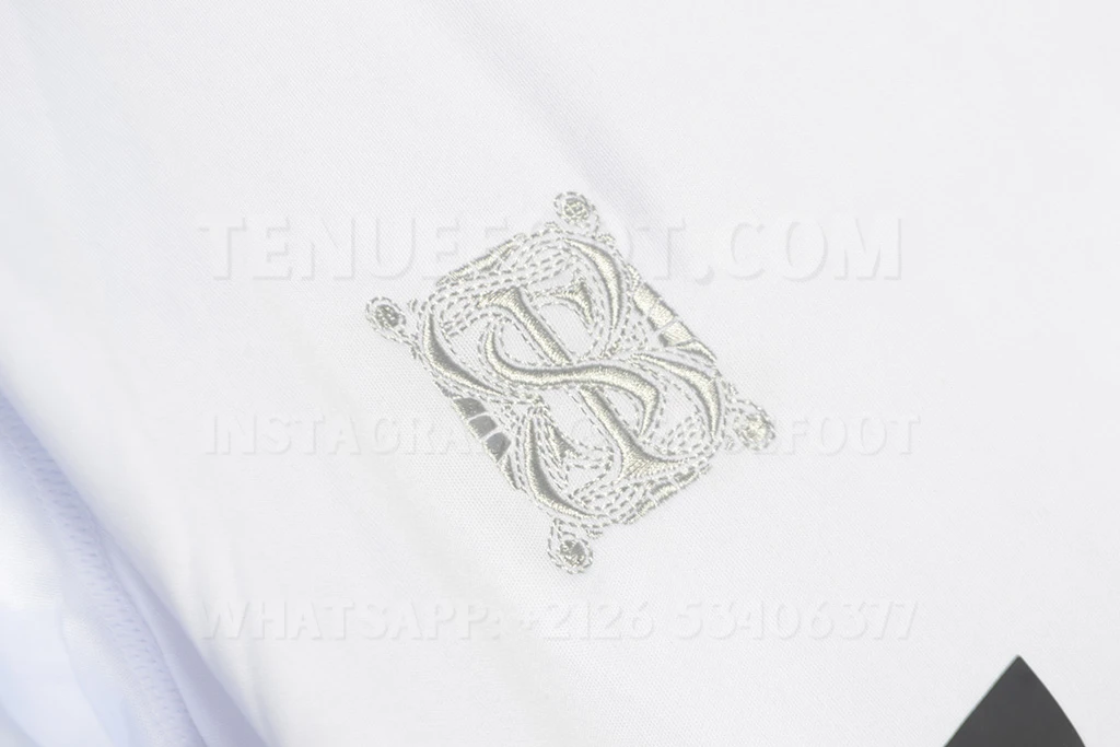 Real Madrid Retro 09-10 Home (5)