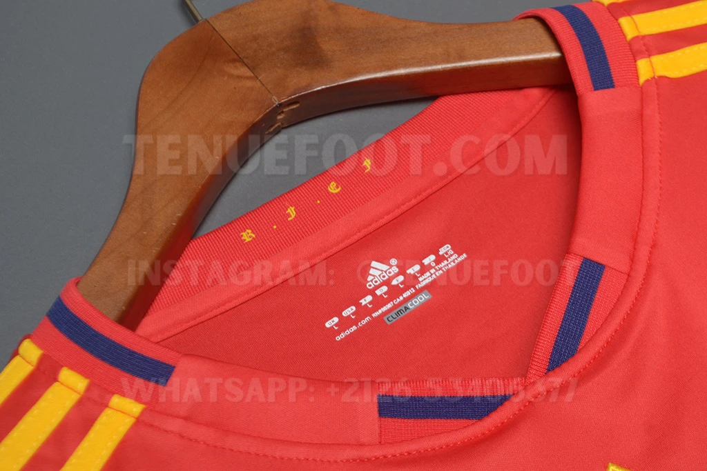 Spain Retro 2010 Home (4)