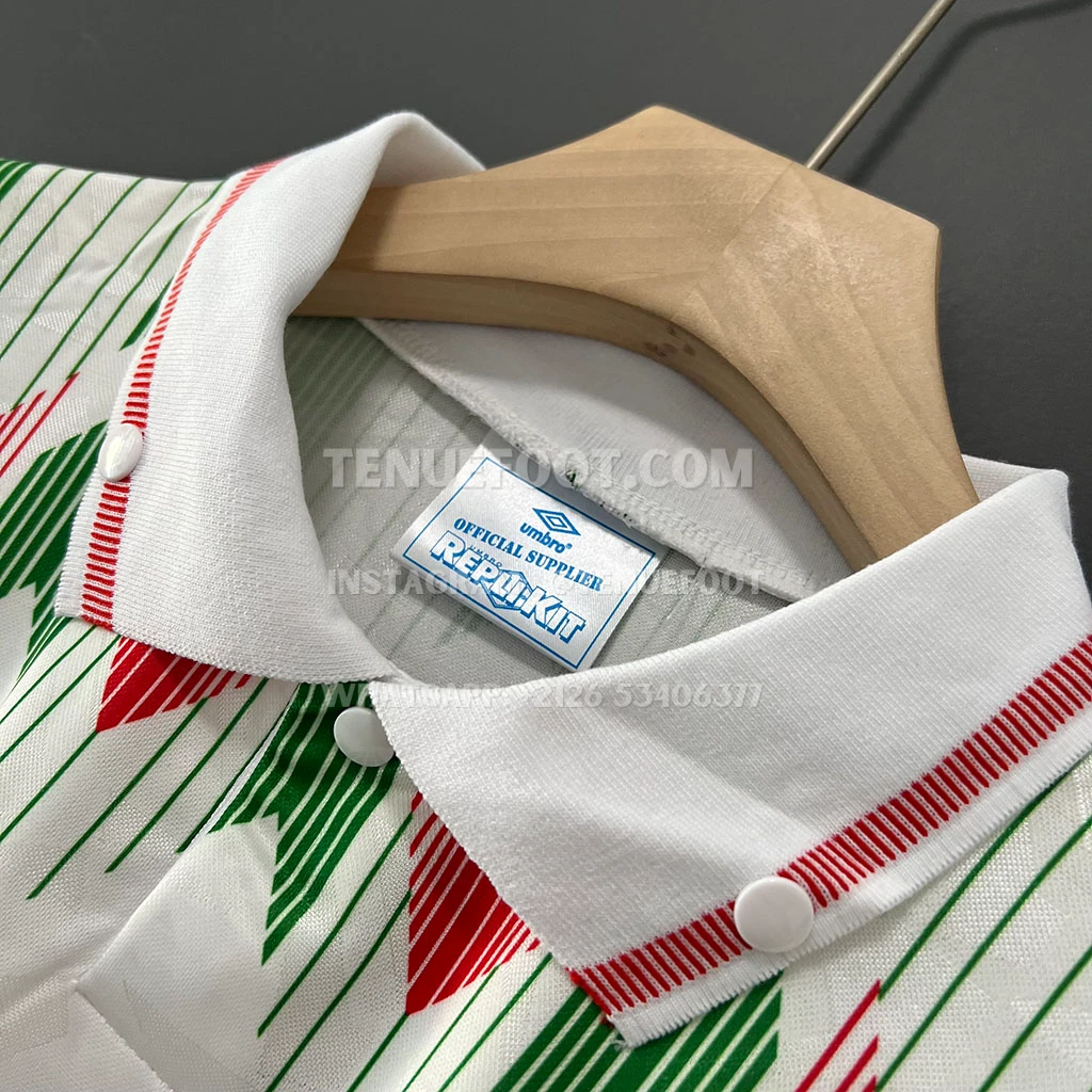 Wales Retro 90-92 Away (3)